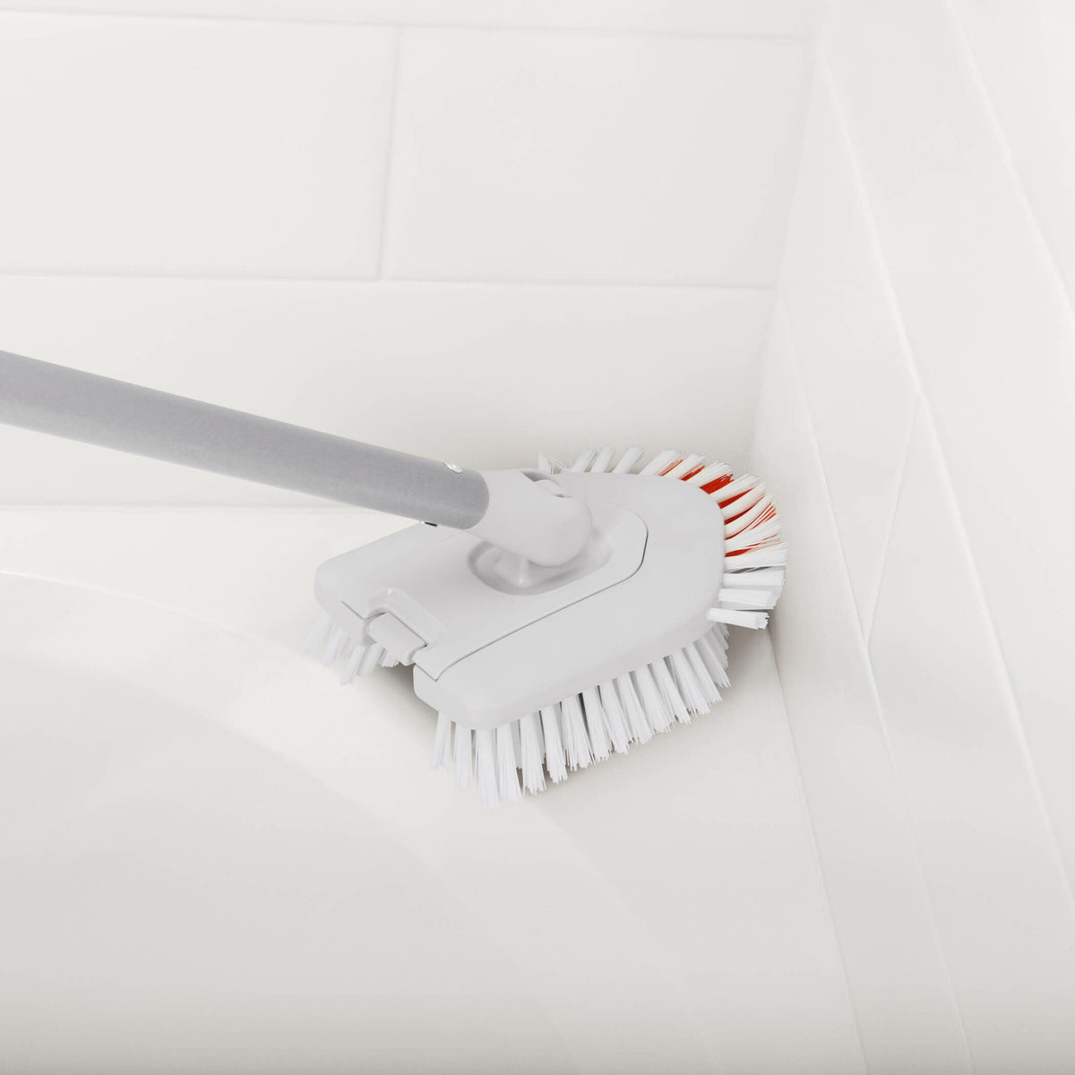 extendable-tub-and-tile-brush-y4 gg_12166000_6_1_.jpg