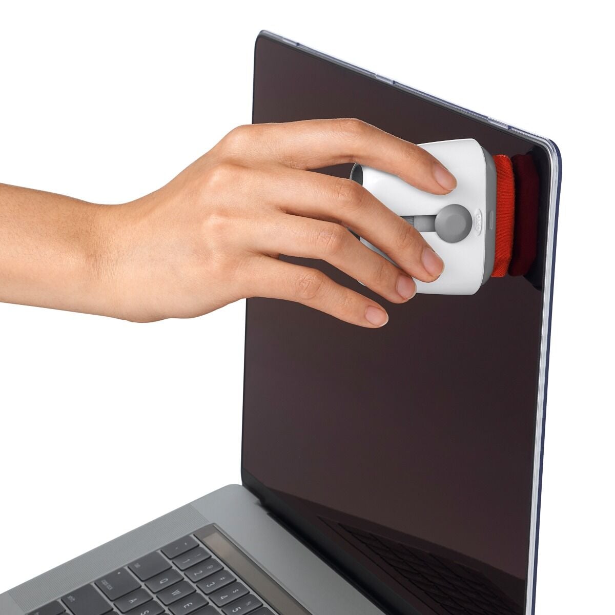 sweep-and-swipe-laptop-cleaner-i8 gg_12246100_4a.jpg