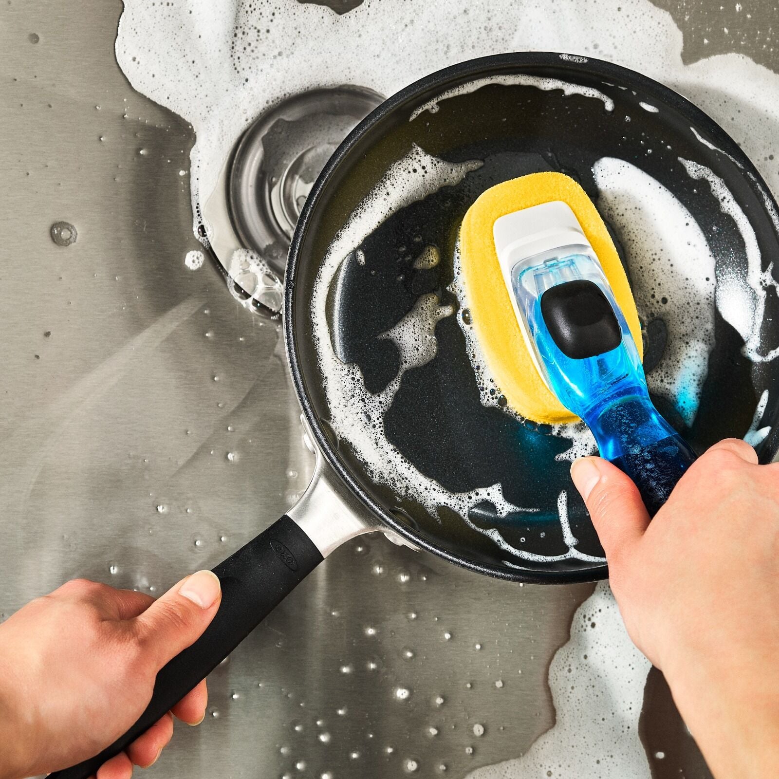 soap-dispensing-dish-sponge-x2 gg_12361300_soapdispensingdishsponge_pdp_02.jpg