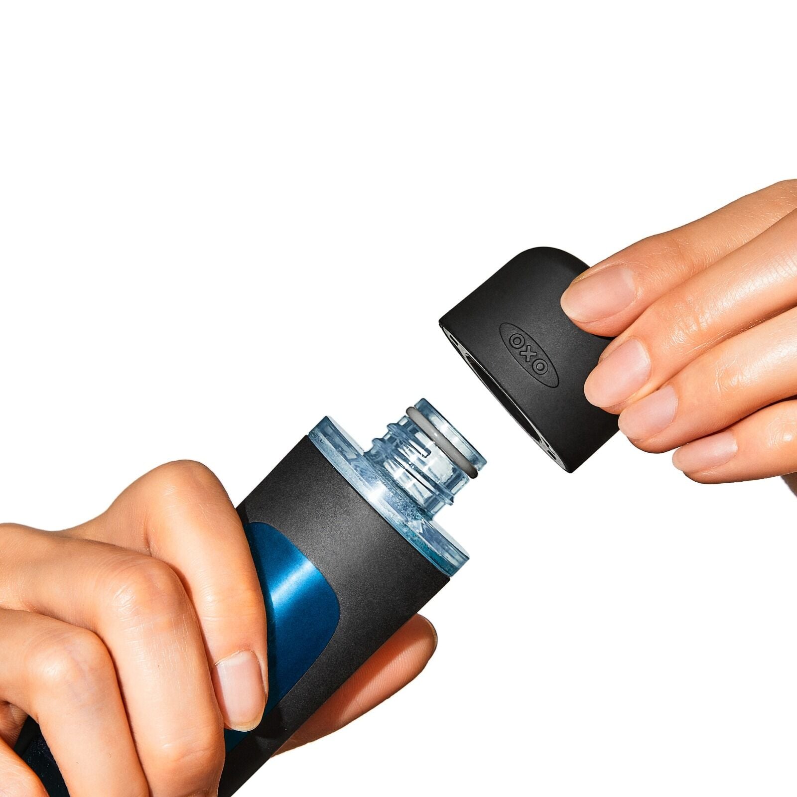 soap-dispensing-dish-scrub-b0 gg_12361600_soapdispensingdishscrub_pdp_06.jpg