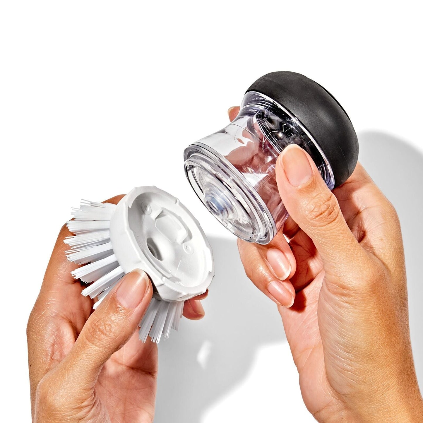 soap-dispensing-palm-brush-refills-4-pack-i7 gg_12425900_palm-brush-refills-4-pack_pdp_02.jpeg