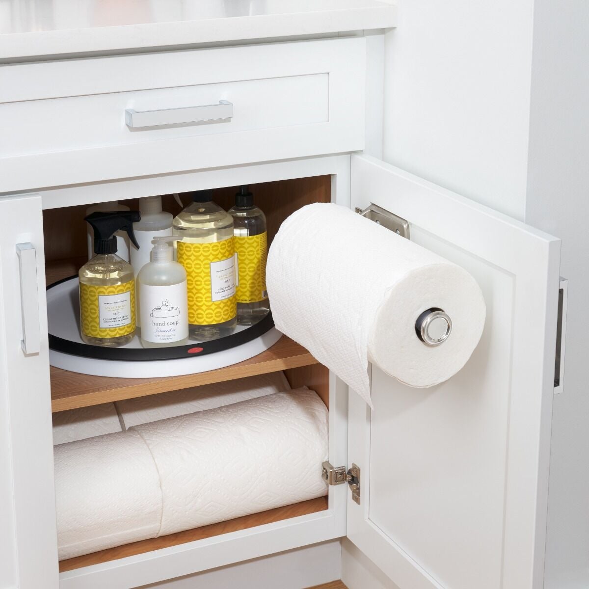 steady-mounted-paper-towel-holder-k2 gg_13245200_9c.jpg