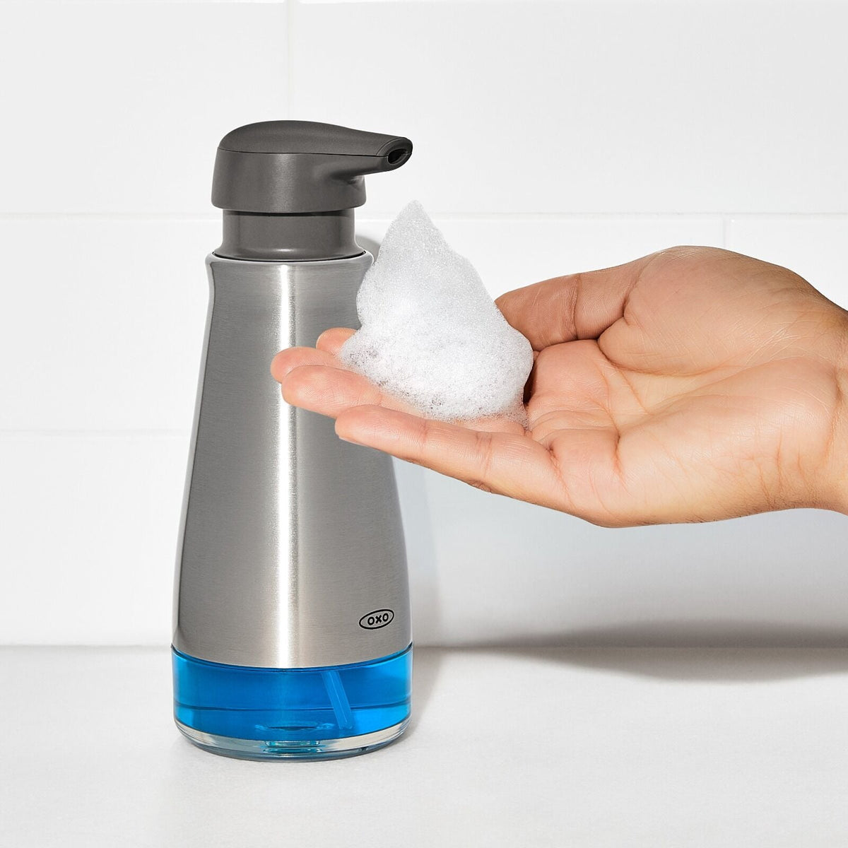 stainless-steel-foaming-soap-dispenser-l9 gg_13331100_ss_foaming_soap_dispenser_pdp_01.jpg