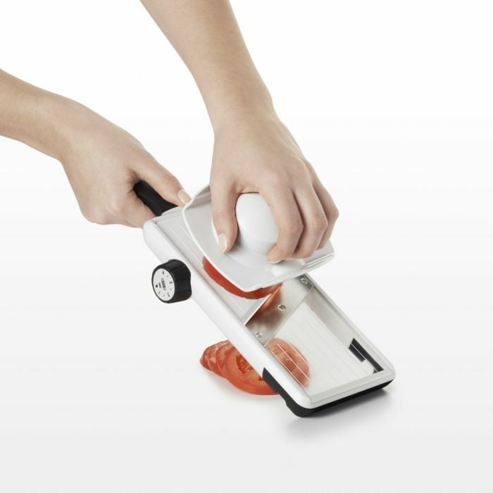 large-adjustable-hand-held-mandoline-slicer-x1 large_hand-held_mandoline_slicer_11135900_11.jpg