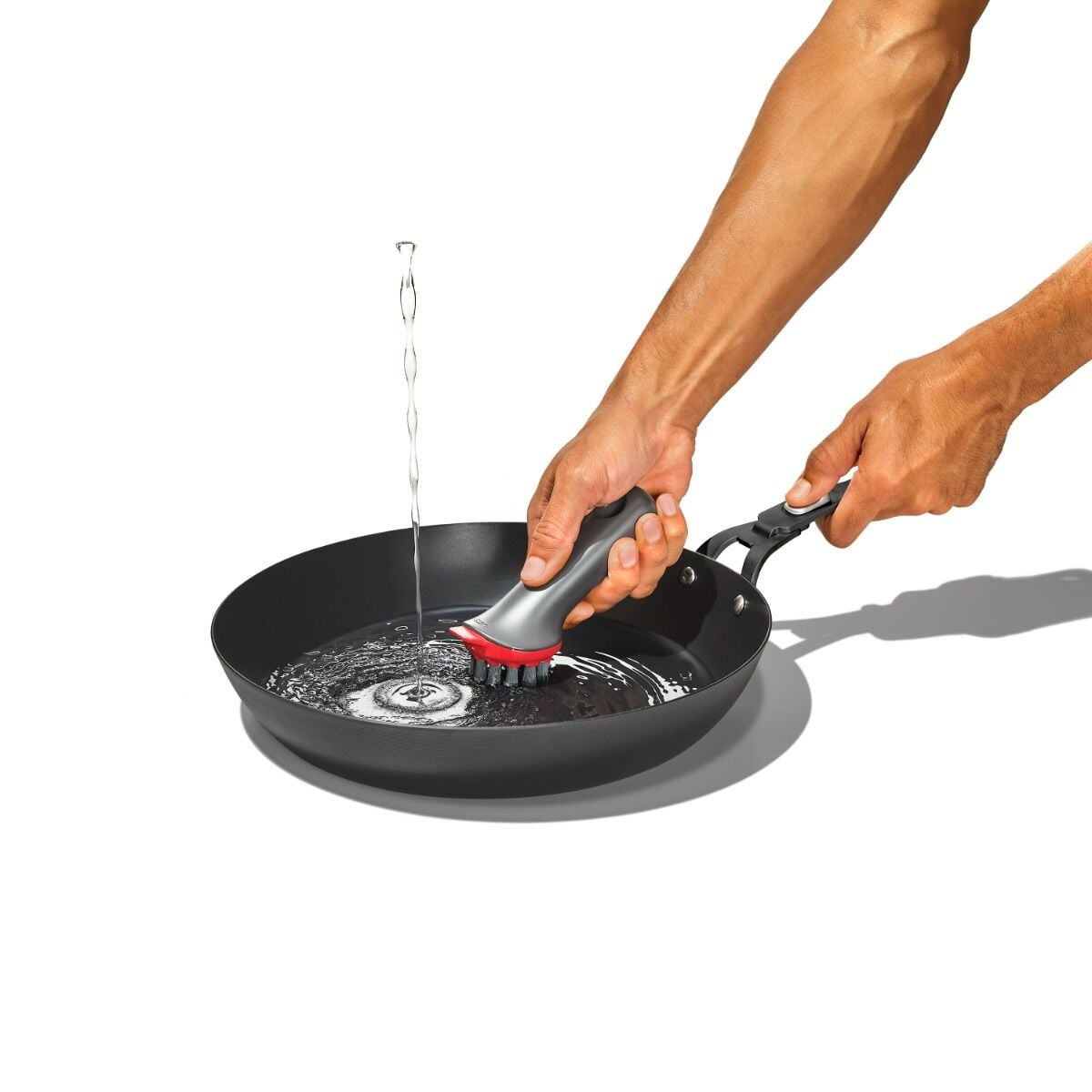 carbon-steel-with-removable-handle-10in-pan-y8 od__2059640001__10incarbonsteelpan_79_p_03_rgb.jpg