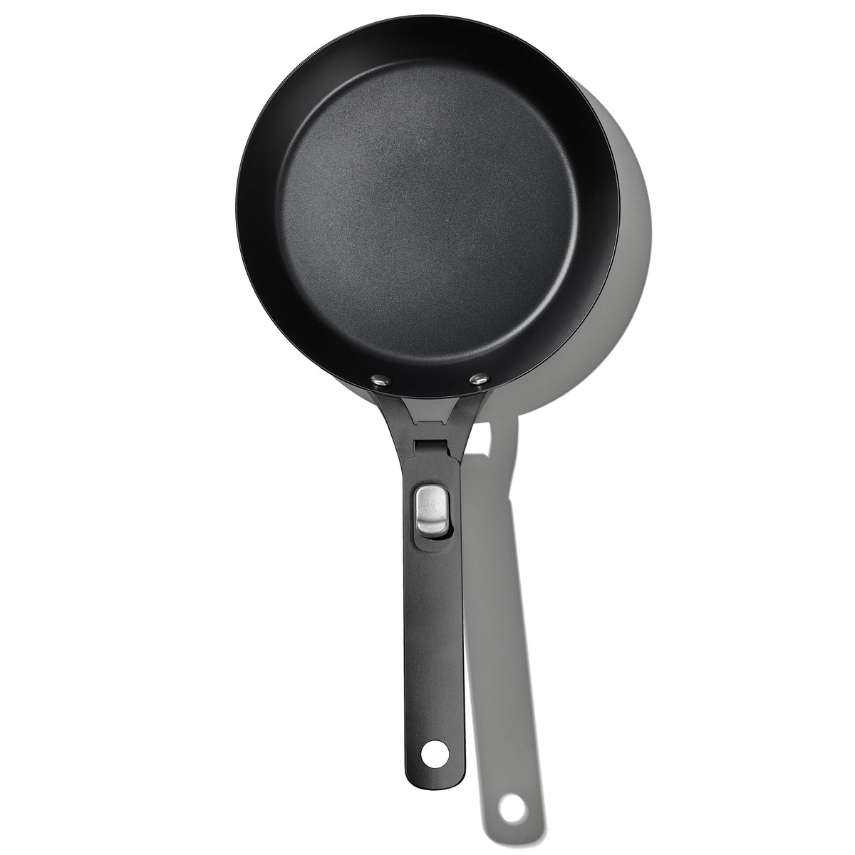 carbon-steel-with-removable-handle-8in-pan-o8 od__2059660001__8incarbonsteelpan_76_01_rgb.jpg