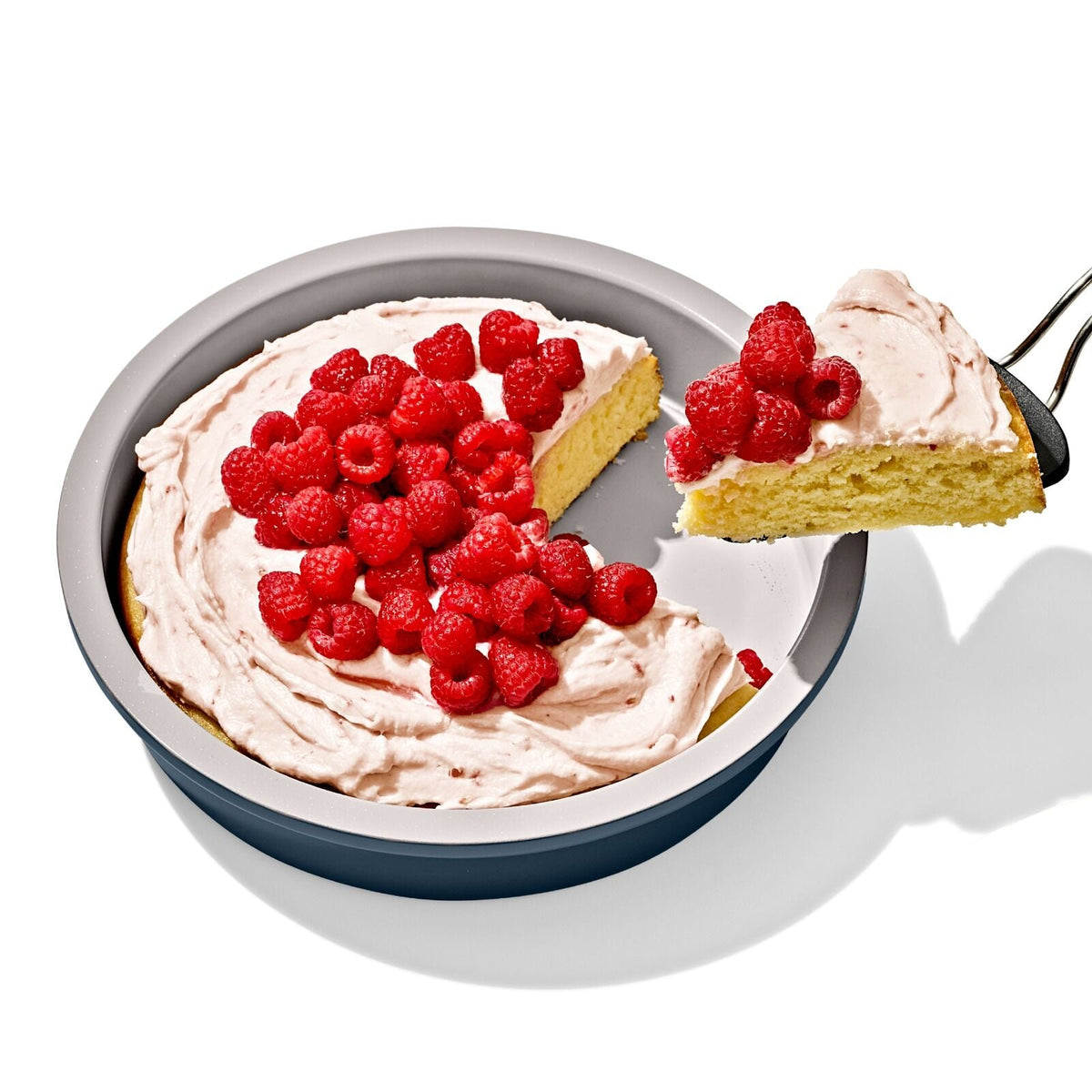 non-stick-pro-ceramic-coated-metal-bakeware-9-round-cake-pan-storm-blue-w7 oxo_11414100_9in-round-cake-pan-stormblue_apdp_03.jpg