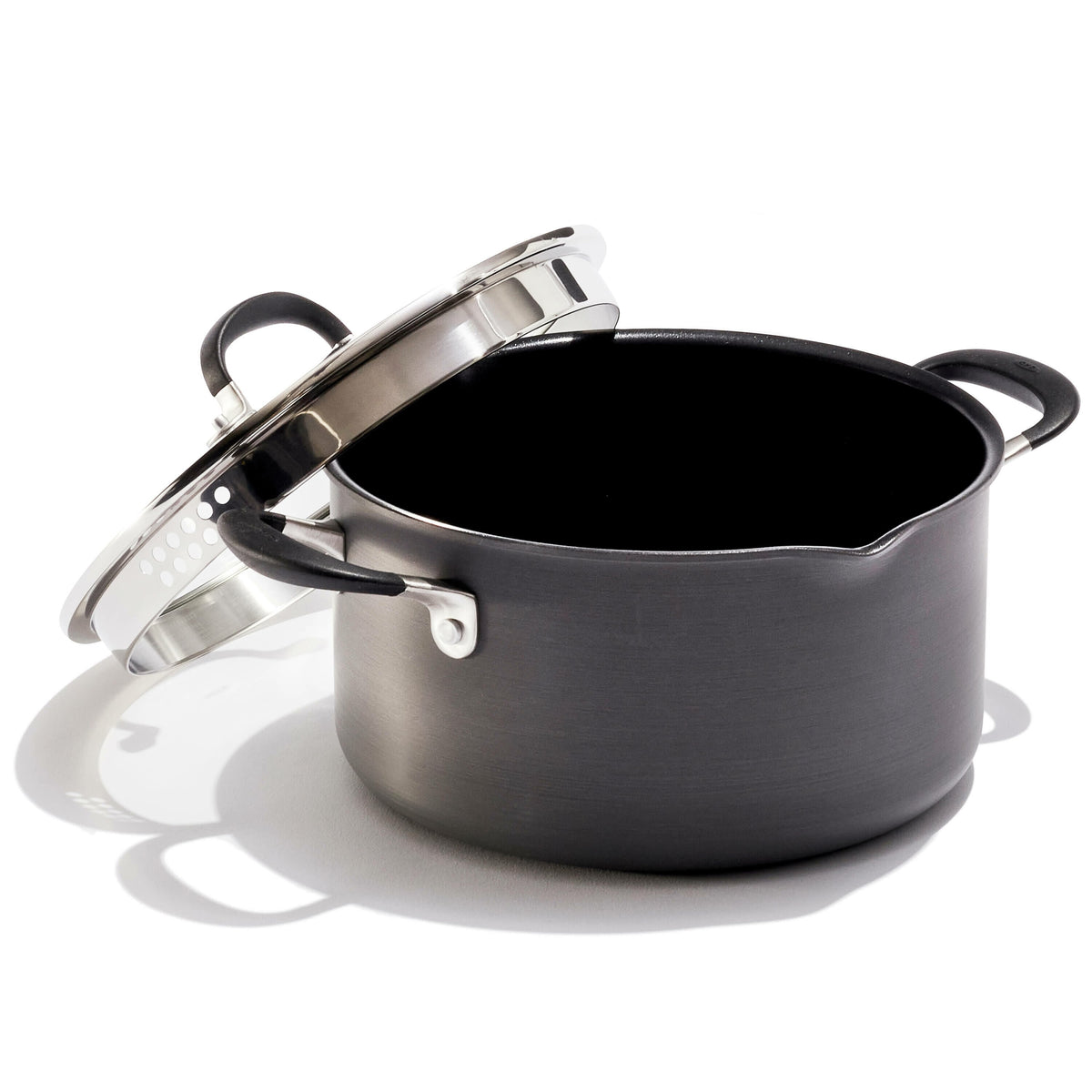 non-stick-6-quart-stock-pot-with-lid-h4 oxo_6qstockpot_product_1_.jpg