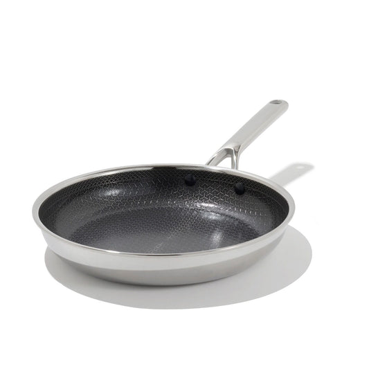 trident-hybrid-non-stick-stainless-steel-10-in-fry-pan-j1 oxo_cc010462-001_trident-10in-fry-pan_02.jpg
