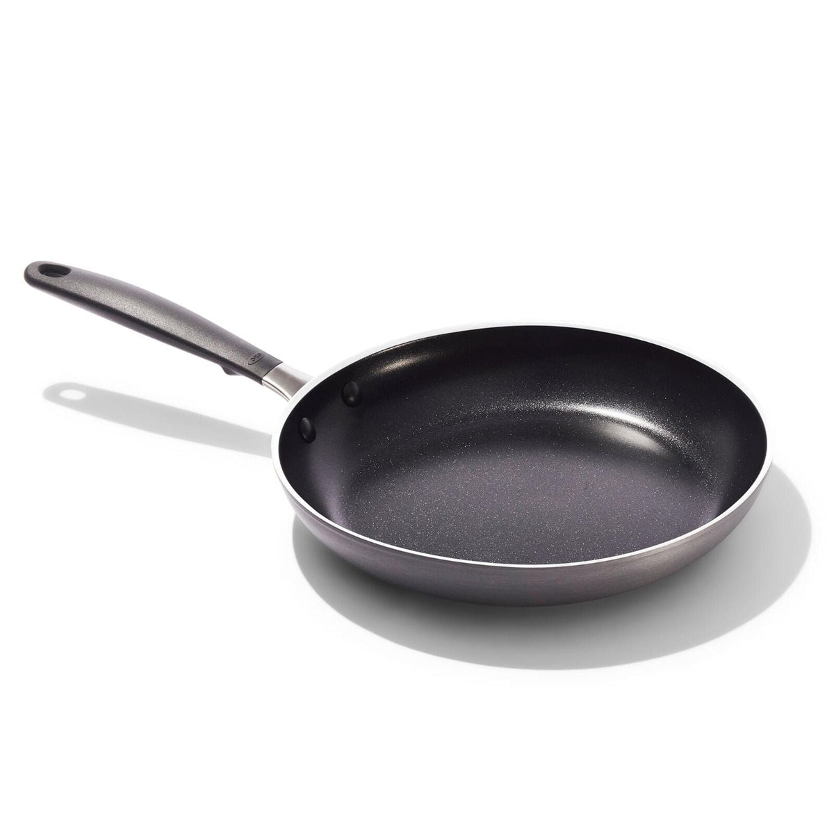 non-stick-pro-every-day-10-inch-fry-pan-i2 oxo_cc010469-001_nonstick-everyday-10in-fry-pan_pdp_01.jpg