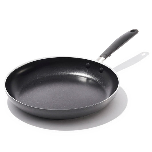 non-stick-pro-every-day-12-inch-frypan-s3 oxo_cc010470-001_nonstick-everyday-12in-fry-pan_pdp_01.jpg