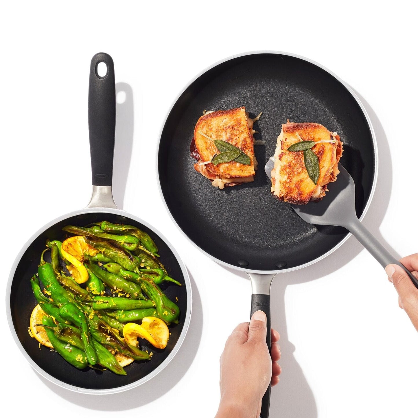 non-stick-pro-every-day-2-piece-frypan-set-t8 oxo_cc010473-001_nonstick-everyday-2pc-fry-pan-set_pdp_03.jpg