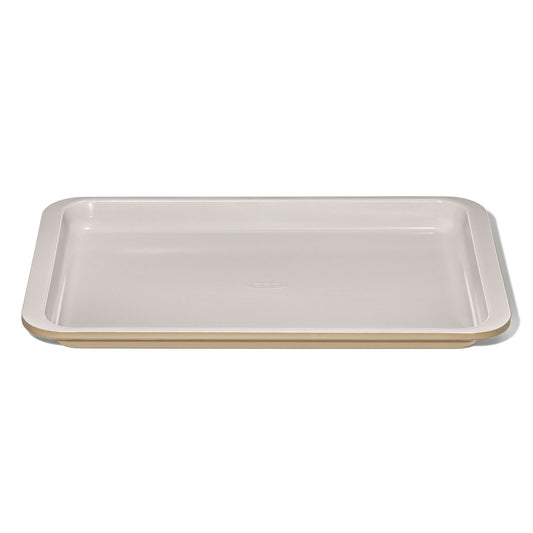 non-stick-pro-ceramic-coated-metal-bakeware-jelly-roll-pan-g6 oxo_gg_11415700_jelly-roll-pan-biscuit_apdp_00_main.jpg