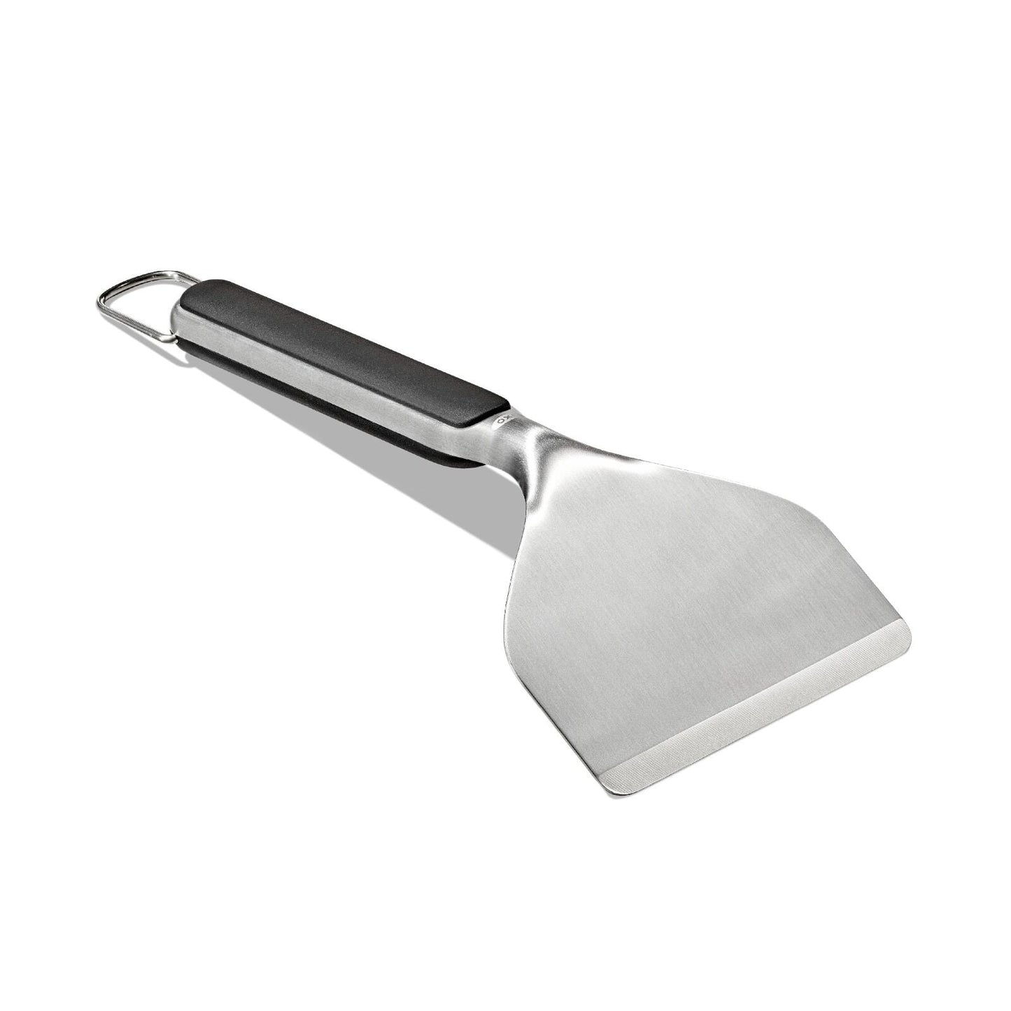griddle-scraper-k6 oxo_griddle-scraper_pdp_07.jpeg