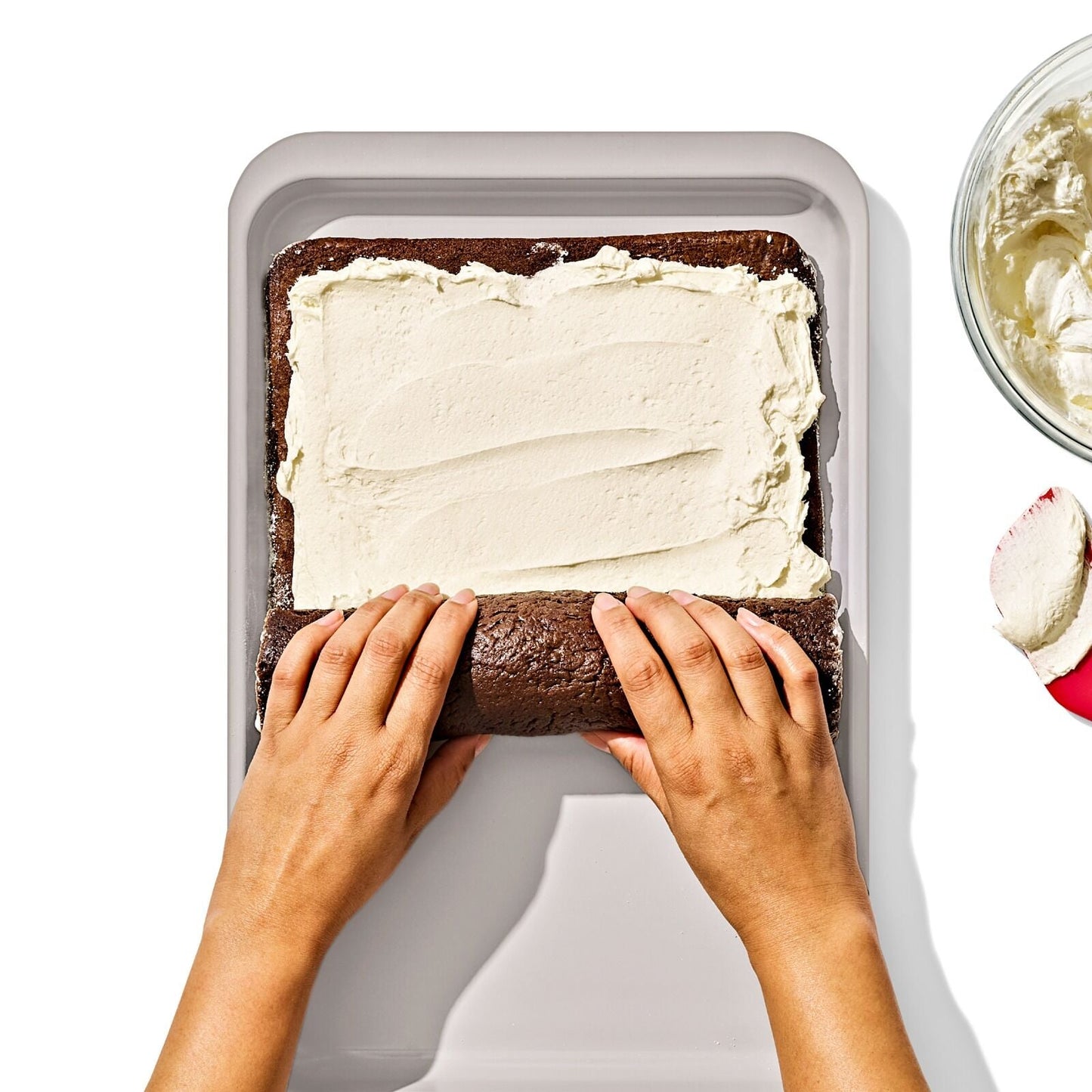 non-stick-pro-ceramic-coated-metal-bakeware-jelly-roll-pan-g6 oxo_jelly-roll-pan_pdp_03_1.jpg