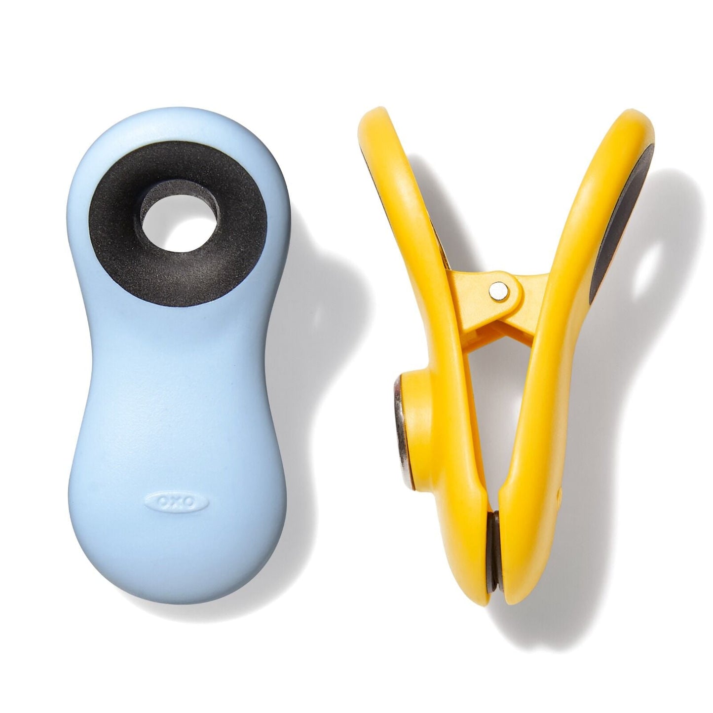 magnetic-all-purpose-clips-4-pack-assorted-colors-x9 oxo_magnetic_clips_set-13328400_015.jpg