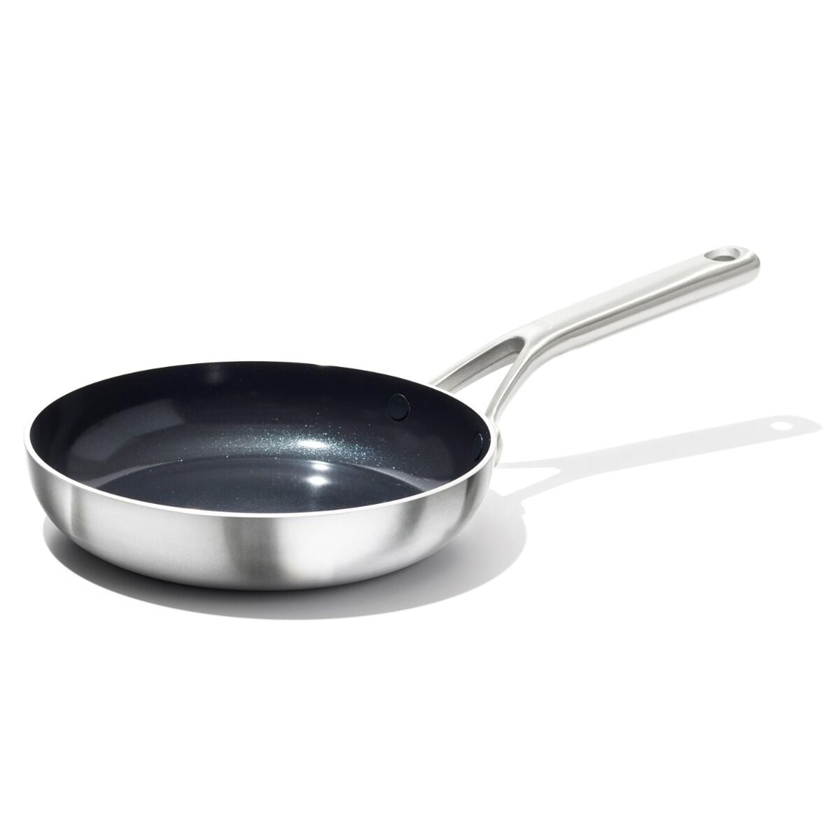 stainless-steel-mira-series-8in-frypan-ceramic-d3 oxo_mss_ph00882_frypans_8in_ns_1060.jpg