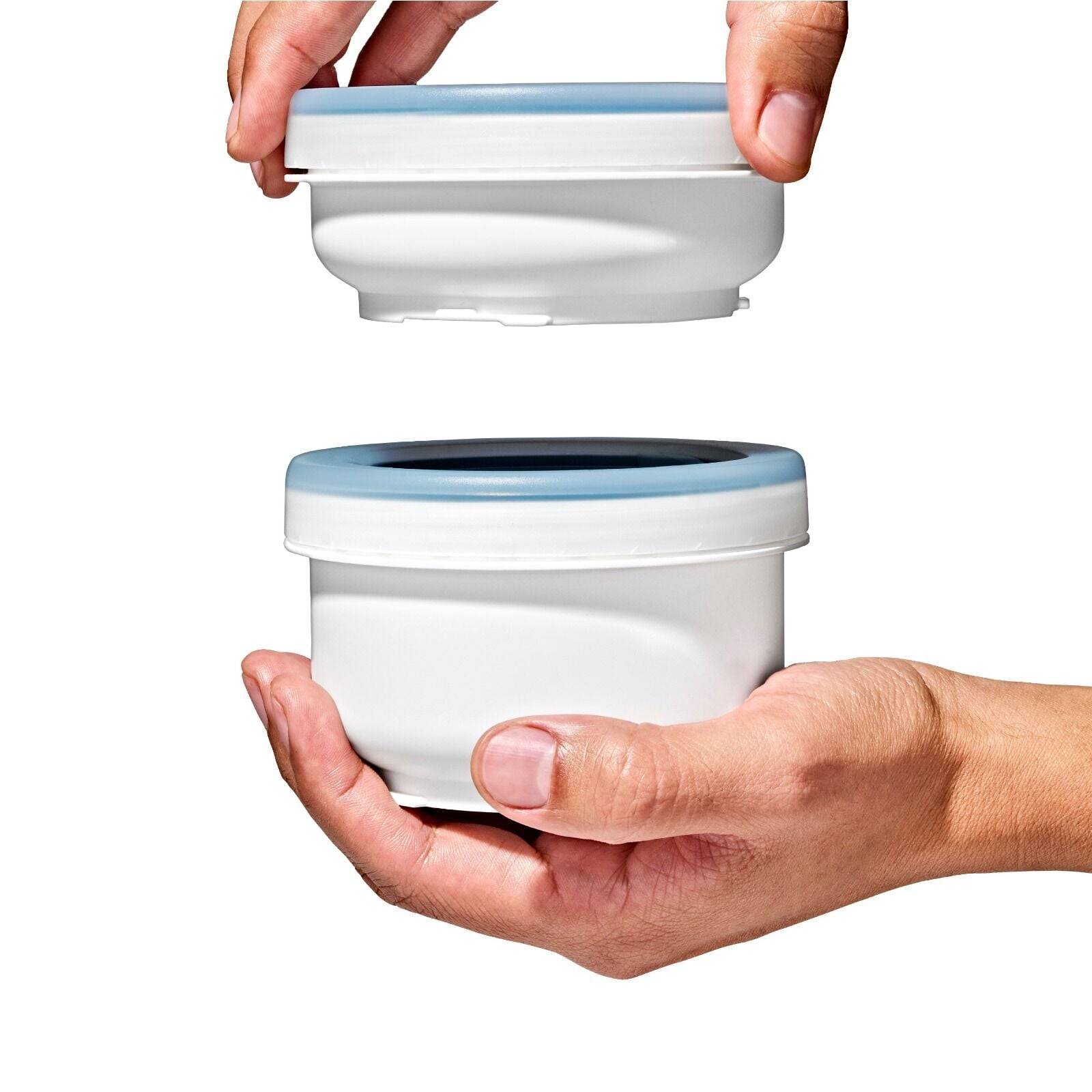 prep-and-go-small-cup-duo-a2 oxo_prep-go-duo-cup_pdp_07.jpeg