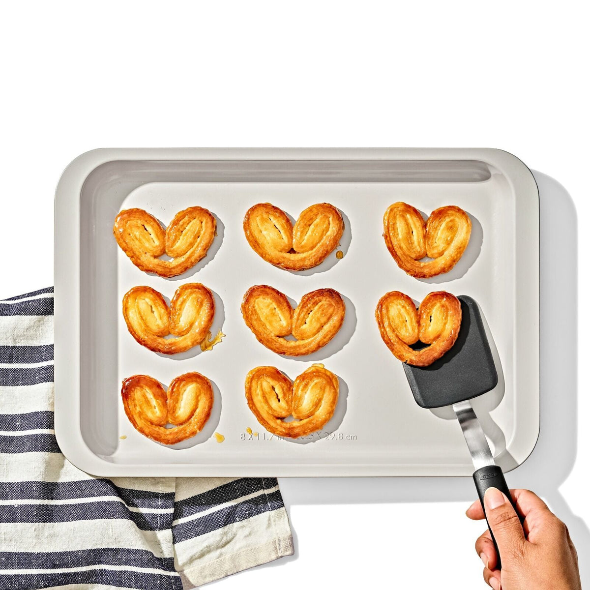 non-stick-pro-ceramic-coated-metal-bakeware-quarter-sheet-pan-storm-blue-y7 oxo_quarter-sheet-pan_pdp_03.jpg