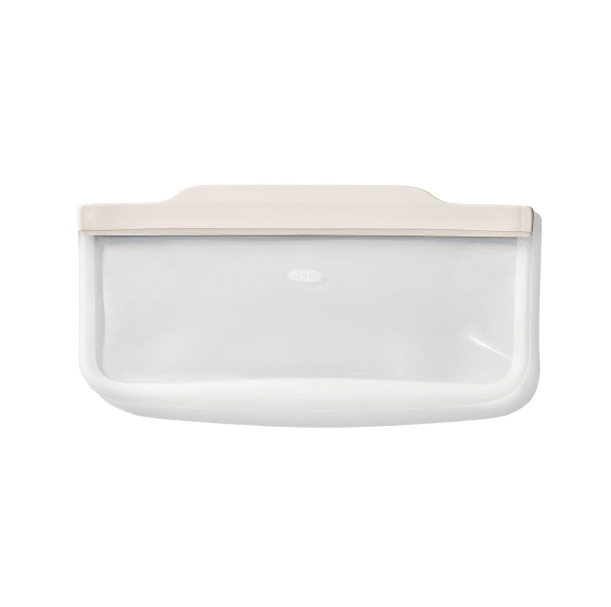 silicone-reusable-bag-slim-bag-20-oz-oat-q5 oxo_silicone_snack_bag-11386400_017.jpg