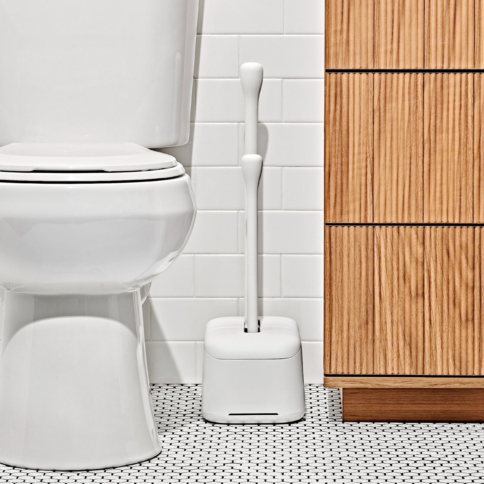 toilet-brush-and-plunger-set-f9 oxo_toilet-brush-plunger-set_pdp_01_3_.jpeg