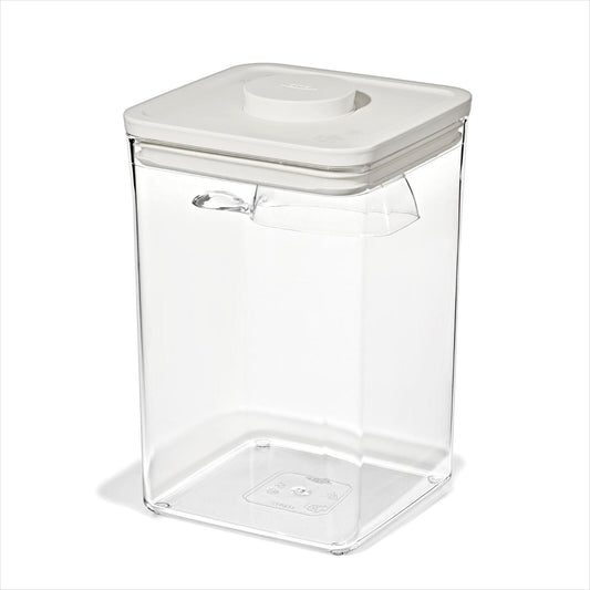 oxo-pet-pop-container-with-scoop-big-square-medium-4-4-qt-4-2-l-k6 pet_7102600_pop-4p4qt_apdp_00_main.jpeg