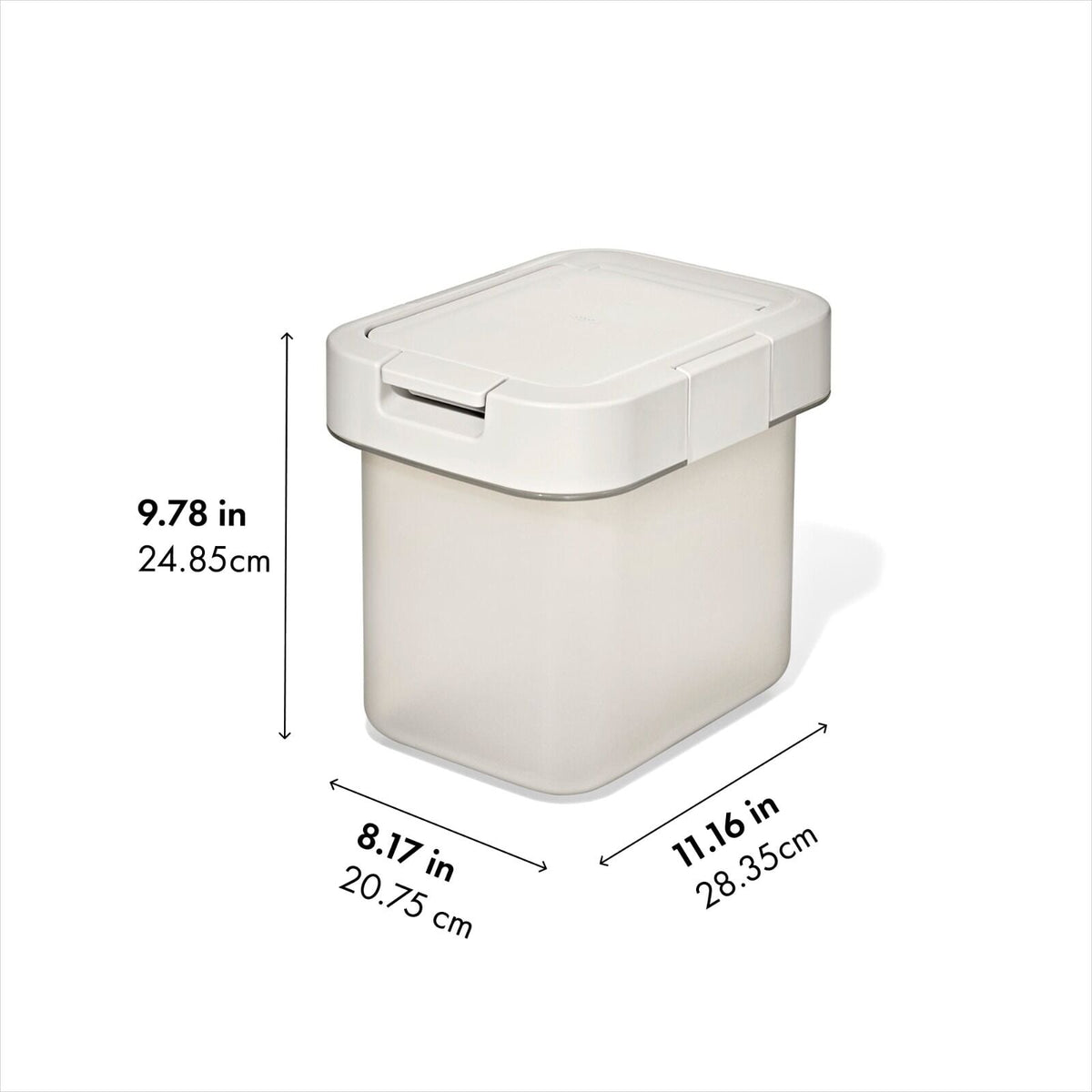 oxo-pet-airtight-food-container-with-scoop-small-y9 pet_7301700_airtight-food-container-small_apdp_01_dim.jpg