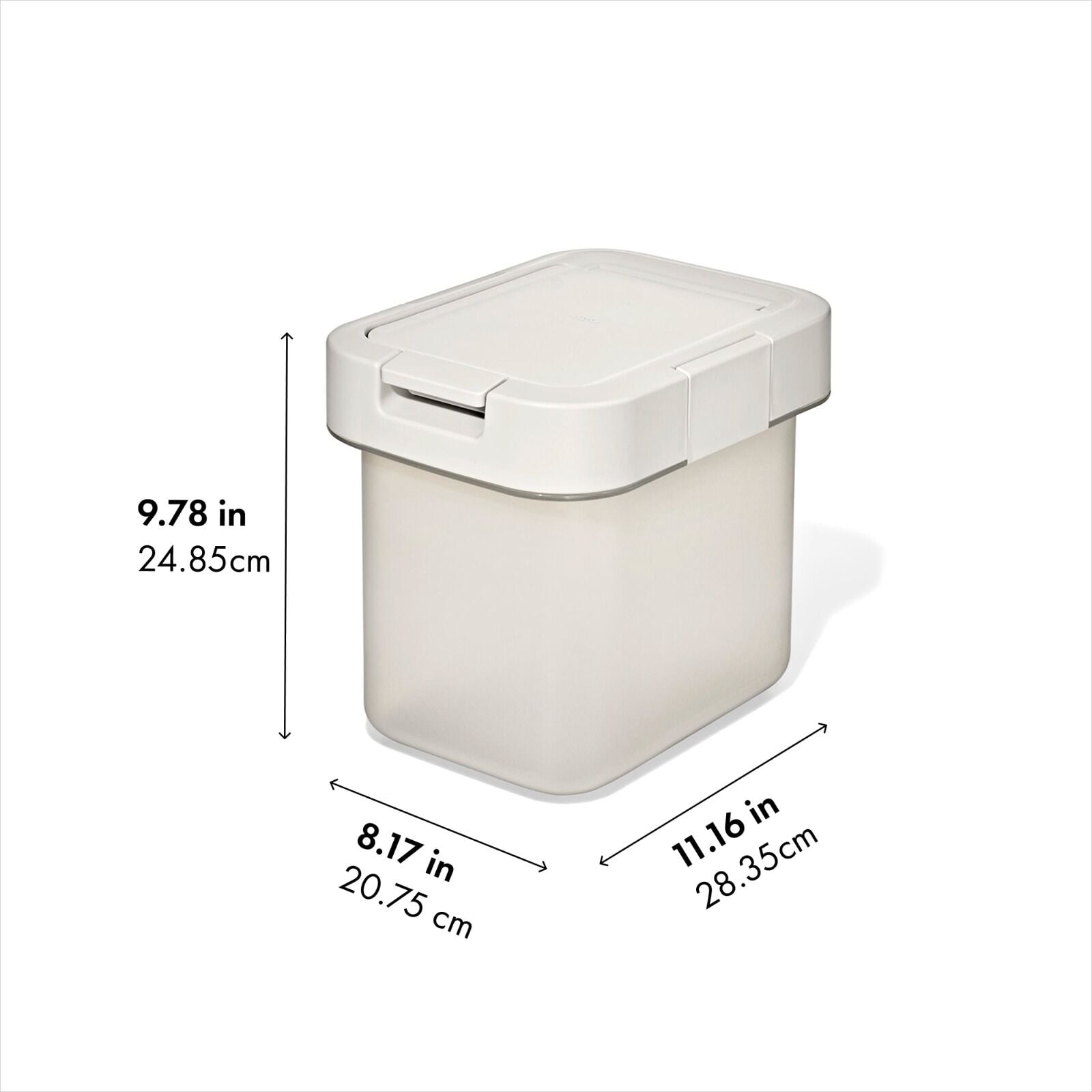 oxo-pet-airtight-food-container-with-scoop-small-y9 pet_7301700_airtight-food-container-small_apdp_01_dim.jpg