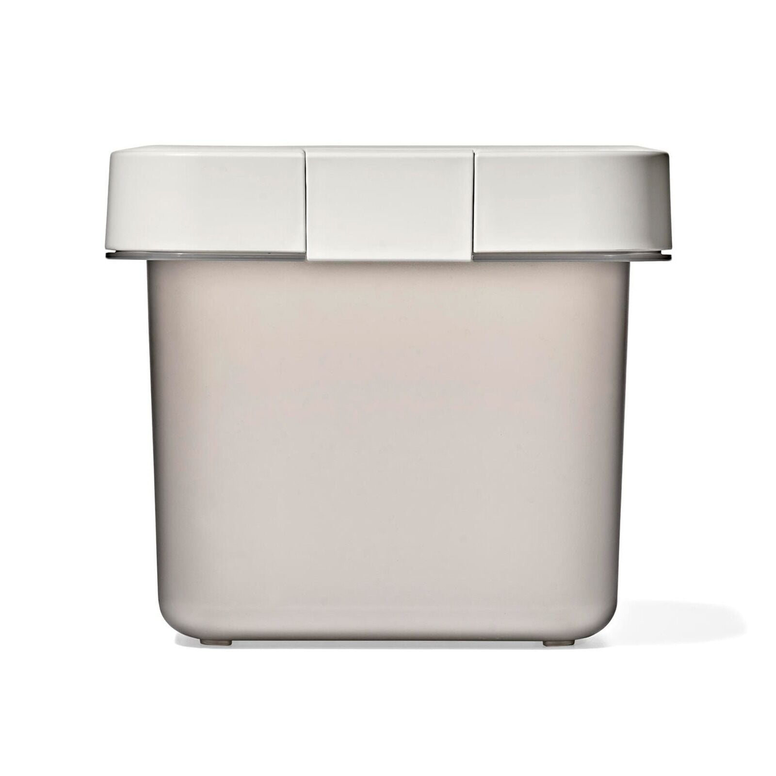 oxo-pet-airtight-food-container-with-scoop-small-y9 pet_7301700_airtight-food-container-small_pdp_03.jpg