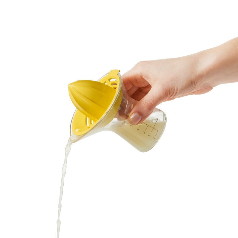 small-citrus-juicer-y8 small2.jpg