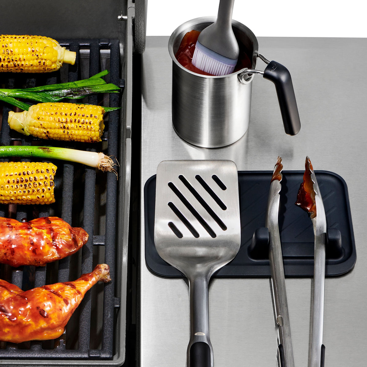 13-piece-grilling-bundle-p0 sw_21185800_052020_7_rgb.jpg