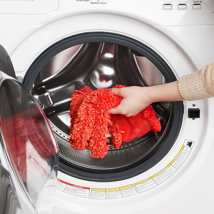 oxo-microfiber-under-appliance-duster-refill-o3 t_6__1_2.jpg