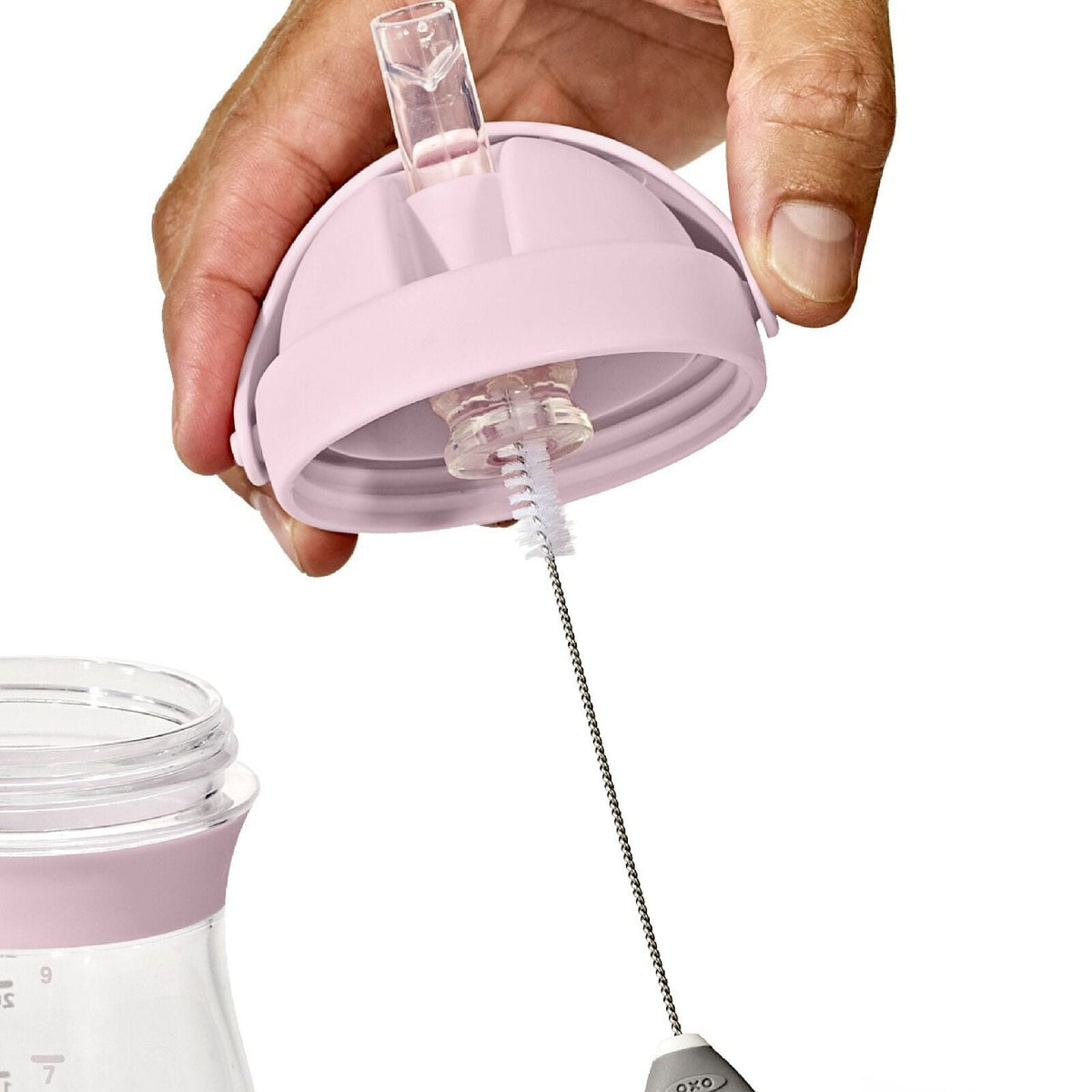 cleaning-set-for-straw-and-sippy-cup-c0 tot_62174500_cleaning-set-straw-sippy-cup_pdp_04.jpeg