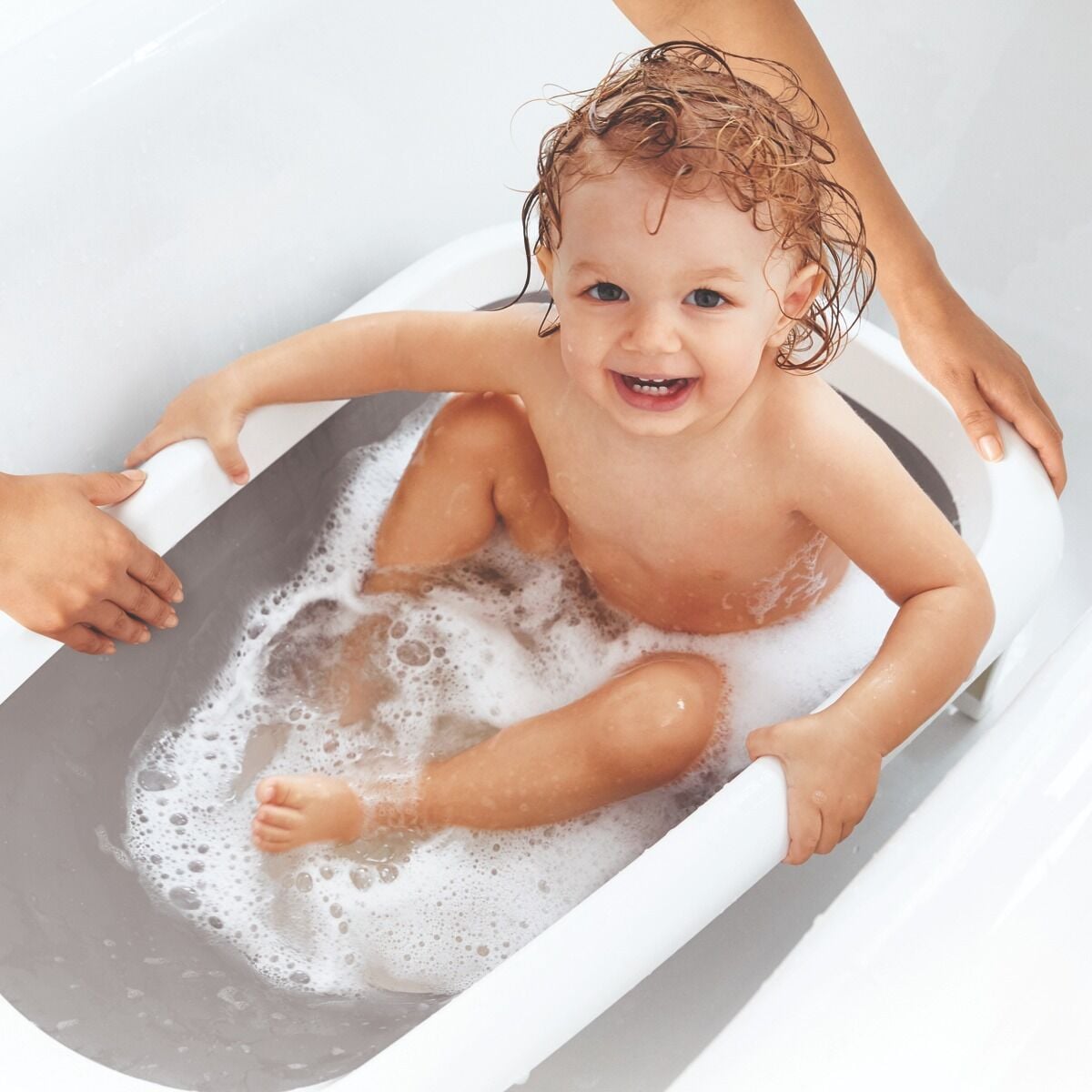 splash-and-store-bathtub-b3 tot_63142700_4e.jpg