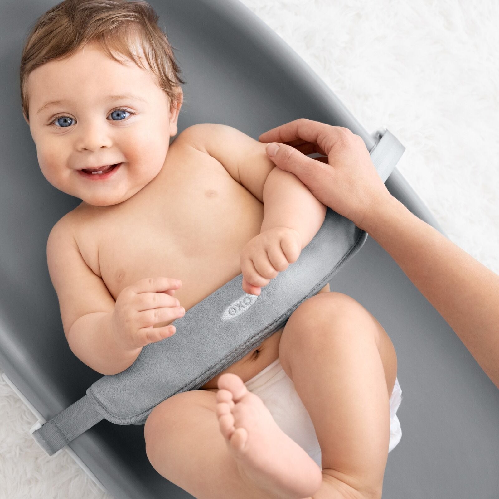 tot-changing-pad-gray-m6 tot_63154800_changingpad_pdp_05.jpg