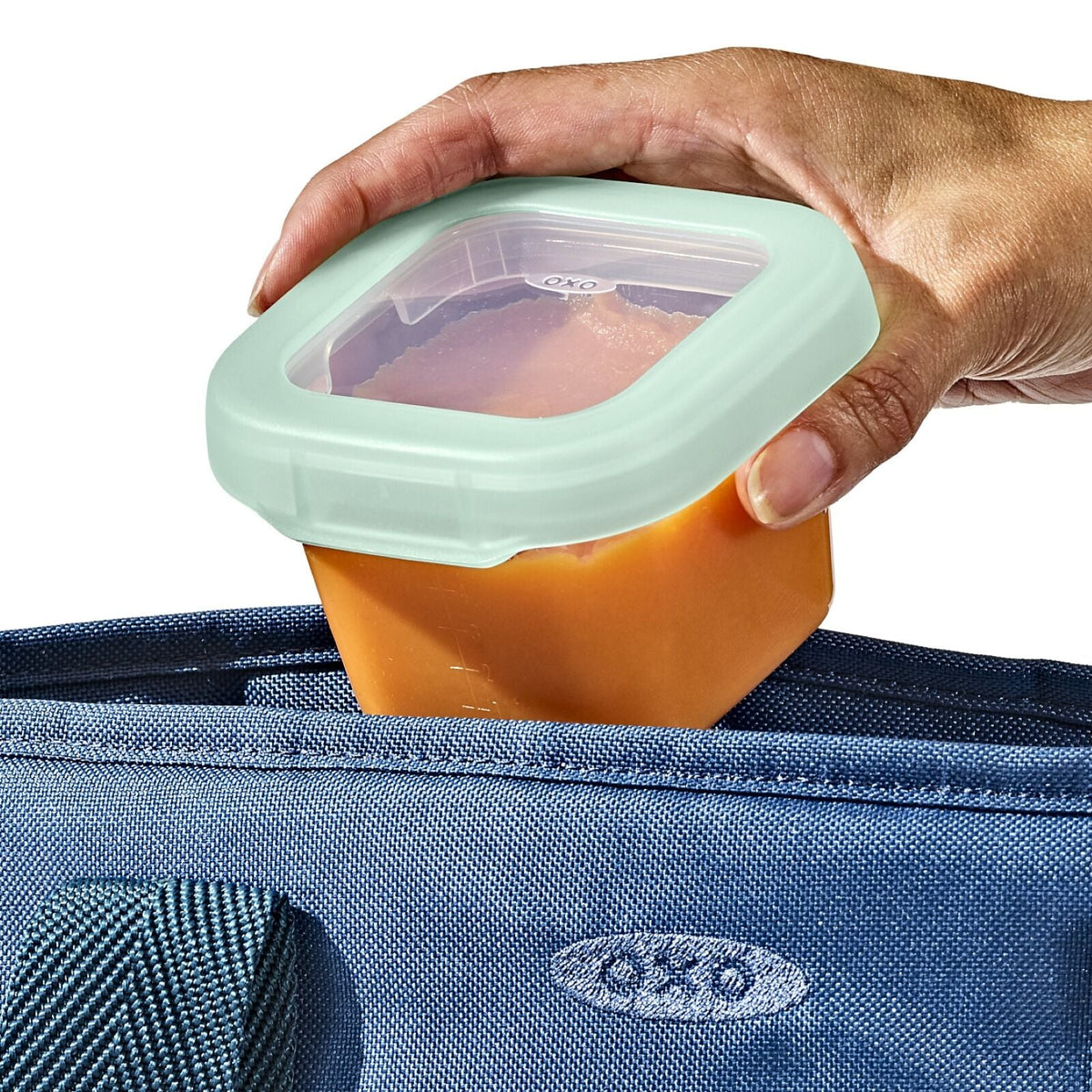 baby-blocks-food-storage-containers-6-oz-opal-p7 tot_baby-blocks-freezer-6oz-opal_pdp_03.jpg