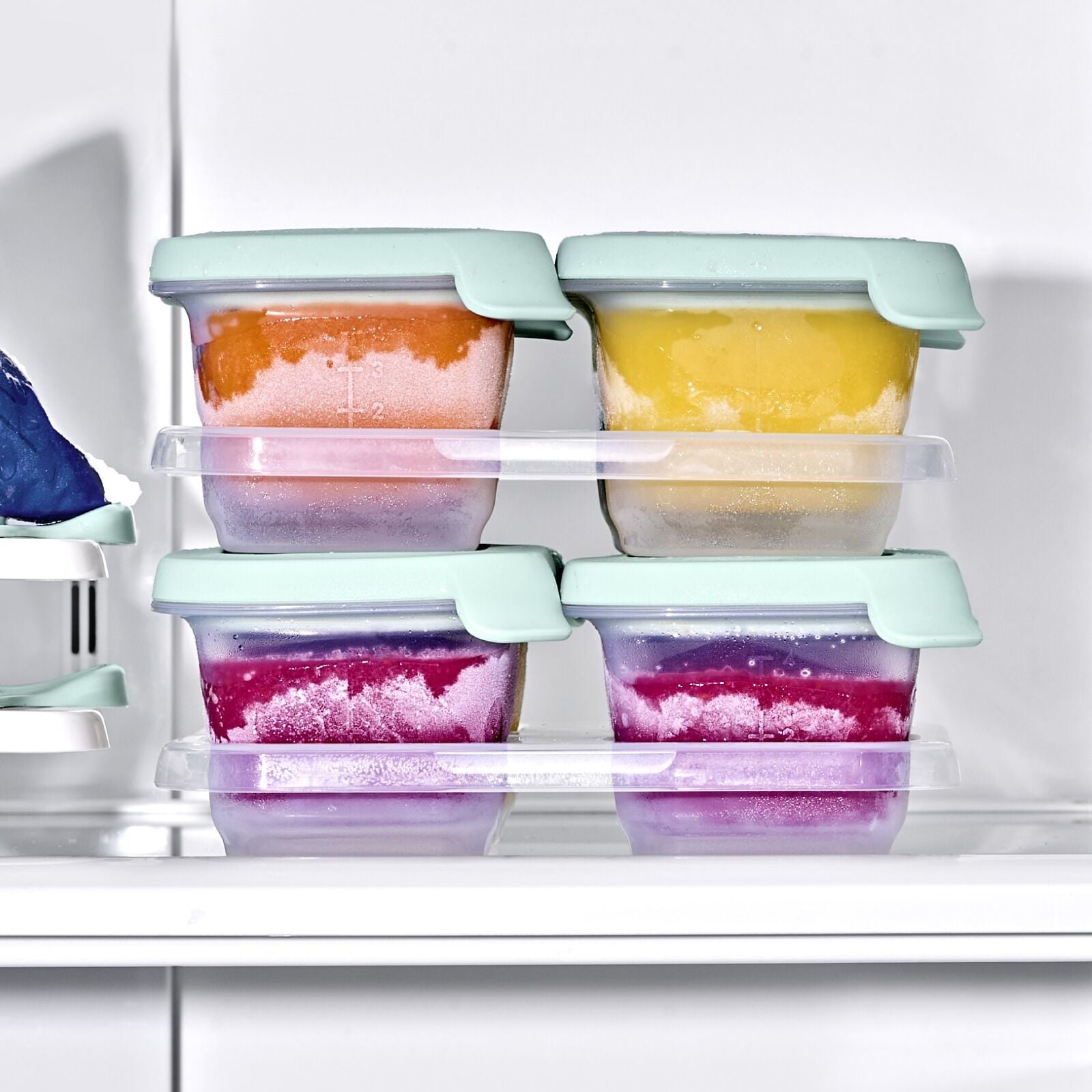 silicone-baby-blocks-food-storage-containers-4-oz-opal-y9 tot_silicone-baby-blocks-4oz_opal_pdp_05_1.jpeg
