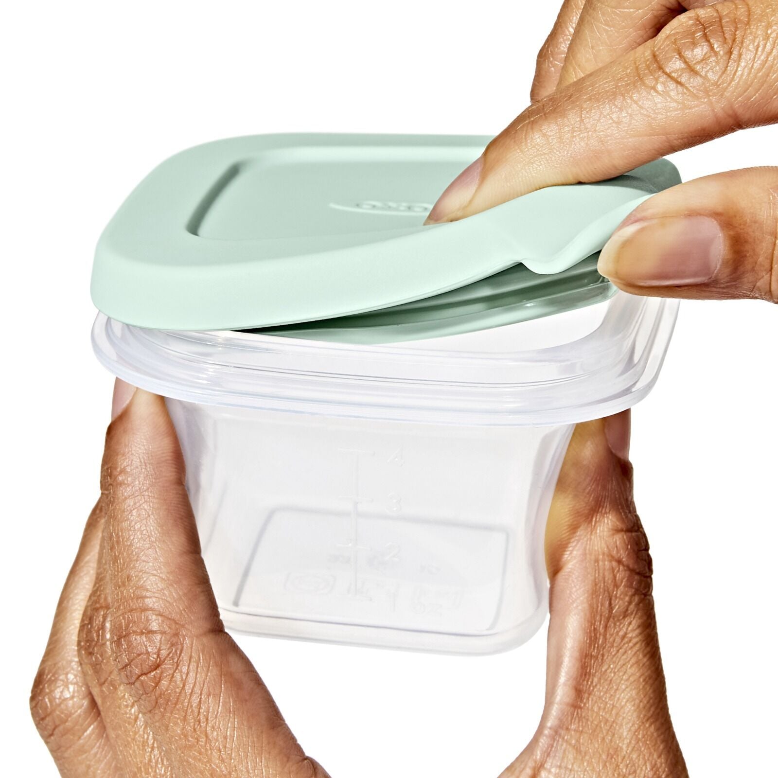 silicone-baby-blocks-food-storage-containers-4-oz-opal-y9 tot_silicone-baby-blocks-4oz_opal_pdp_06_1.jpeg